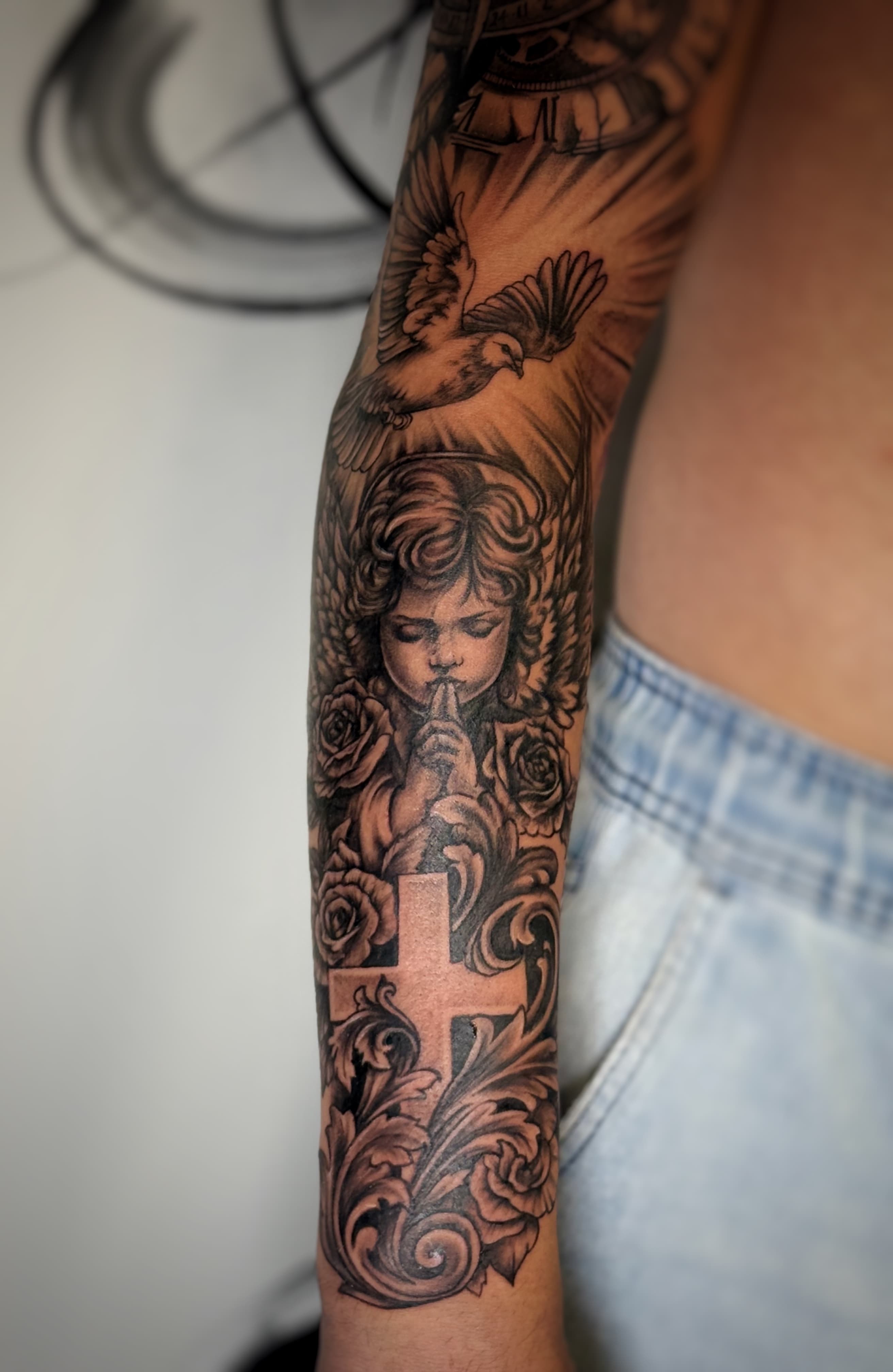 Fine line black tattoo design by Mariana